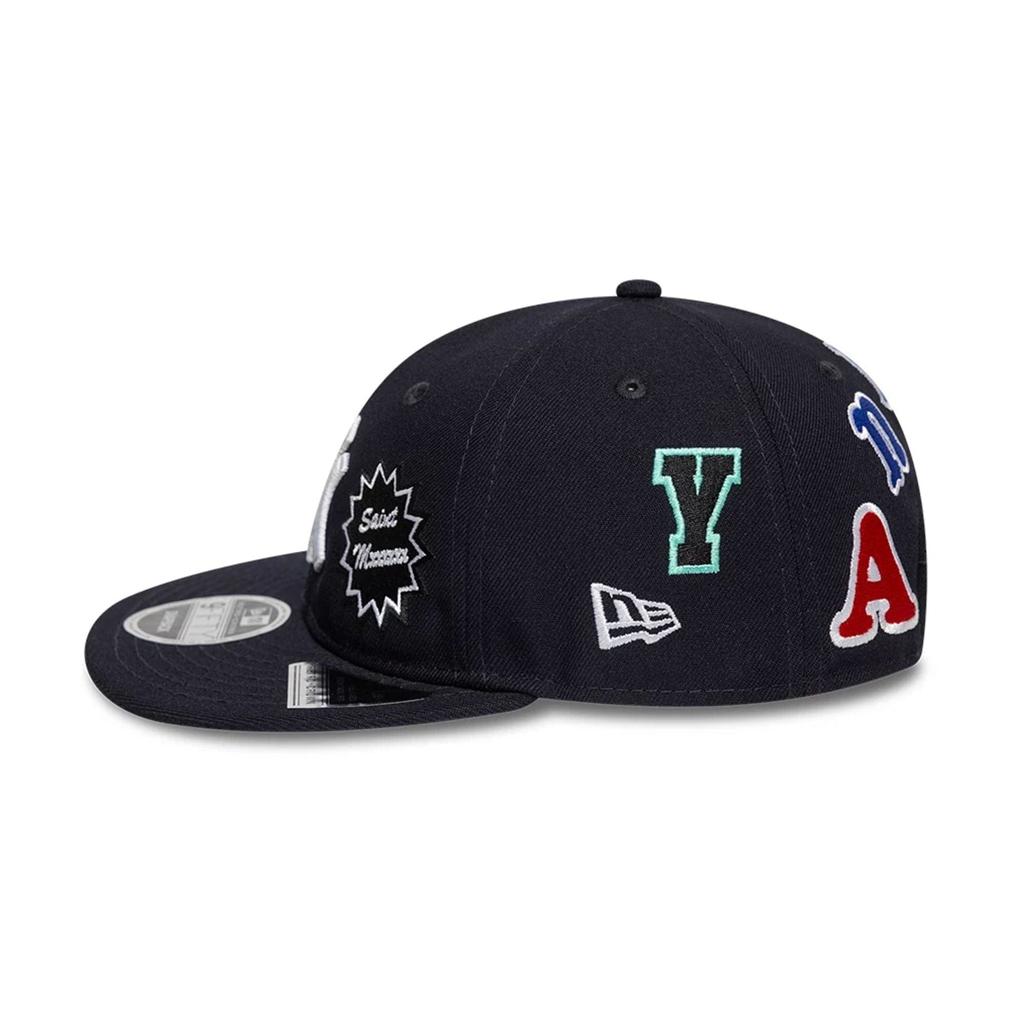 This is a New York Yankees MLB X Saint Mxxxxxx Navy Retro Crown 9FIFTY Snapback Adjustable Cap 4