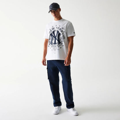 The Male model is wearing New York Yankees New Era Paisley White Oversized T-Shirt 7