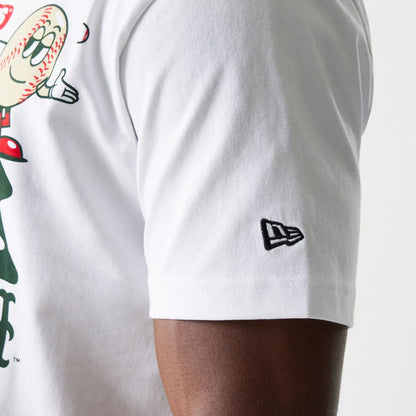 The Male model is wearing New York MLB Souvenir White Oversized T-Shirt 4