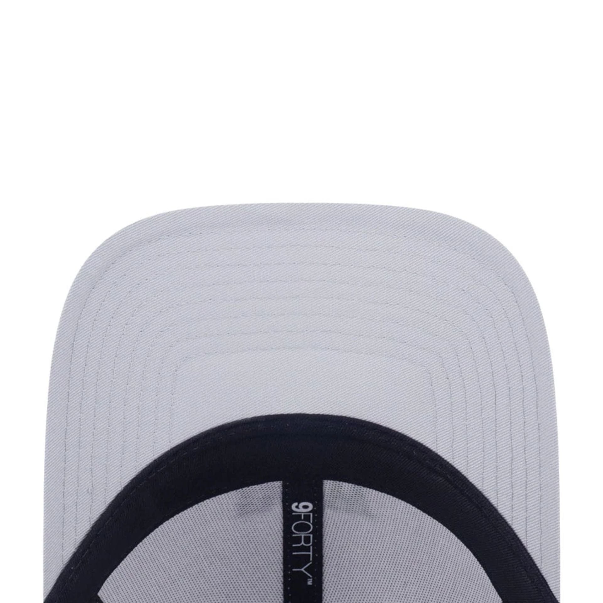 This is a New Era 90s Vibe White 9FORTY Adjustable Cap 4