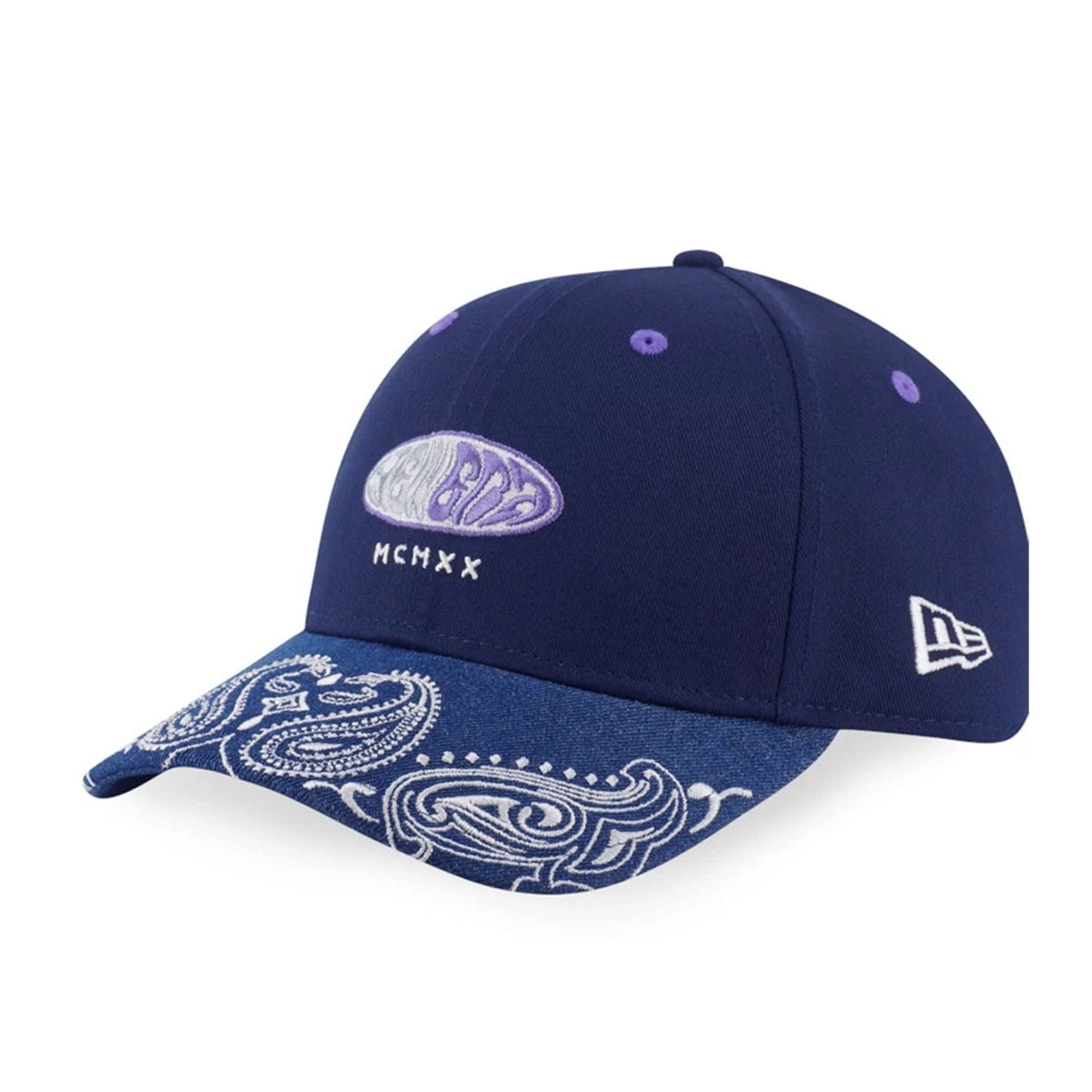 This is a New Era Street Swing Dark Blue 9FORTY Adjustable Cap 1