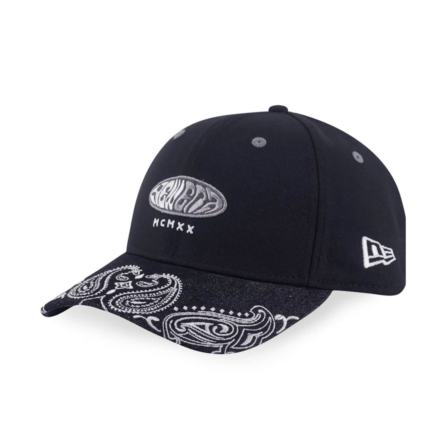 This is a New Era Street Swing Black 9FORTY Adjustable Cap 1