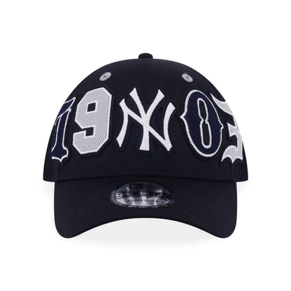 This is a New York Yankees MLB League Patch Black 9FORTY Adjustable Cap 2