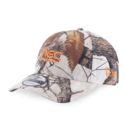 This is a New Era Earthy Skin Real Tree Snow 9FORTY Adjustable Cap 1