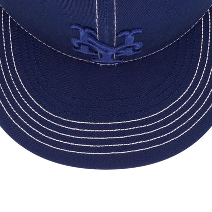 Pictured is this MLB Contrast Stitching New York Mets 9FIFTY Snapback cap in dark blue. 4