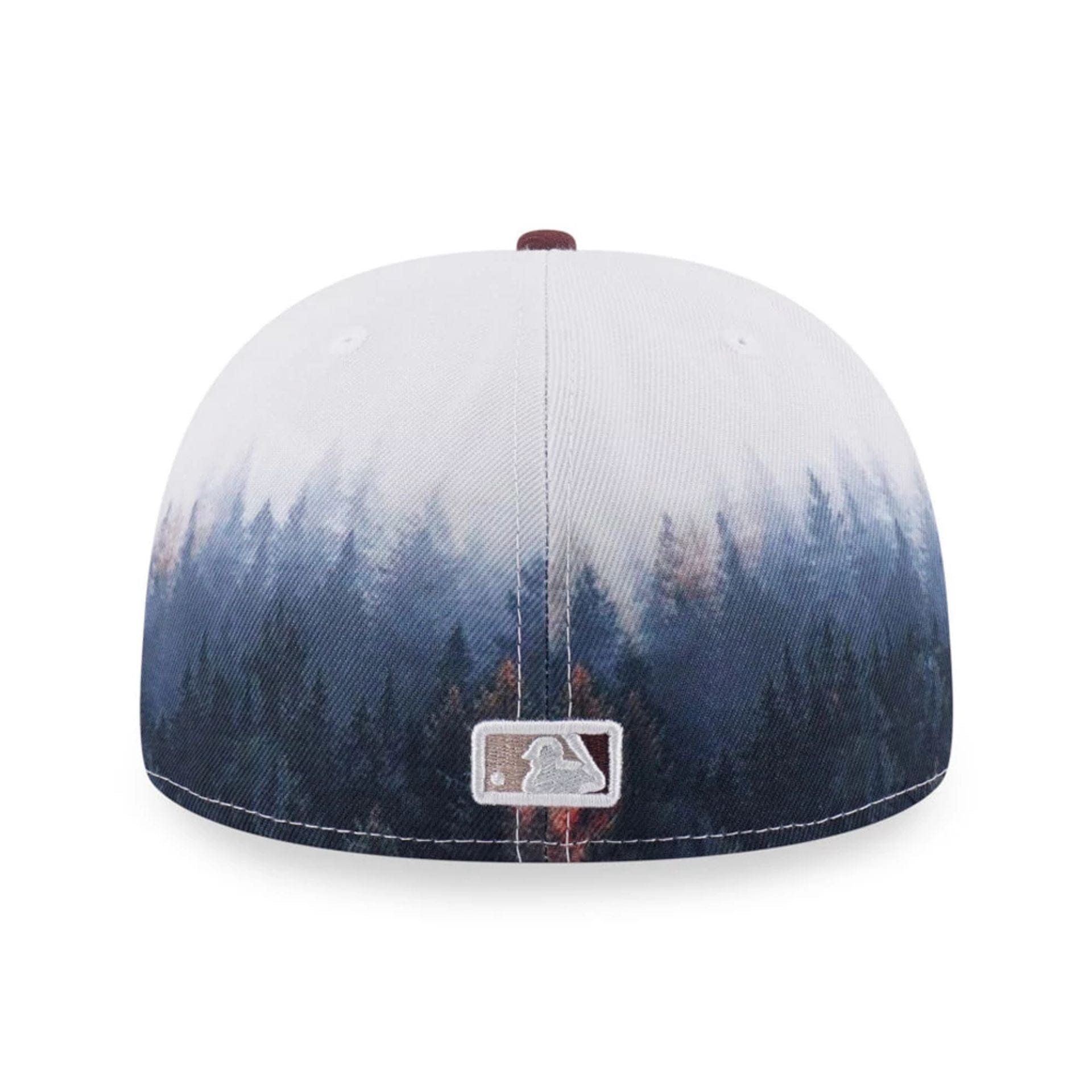 Pictured is this MLB Forest New York Yankees 59FIFTY Fitted cap in dark blue. 4