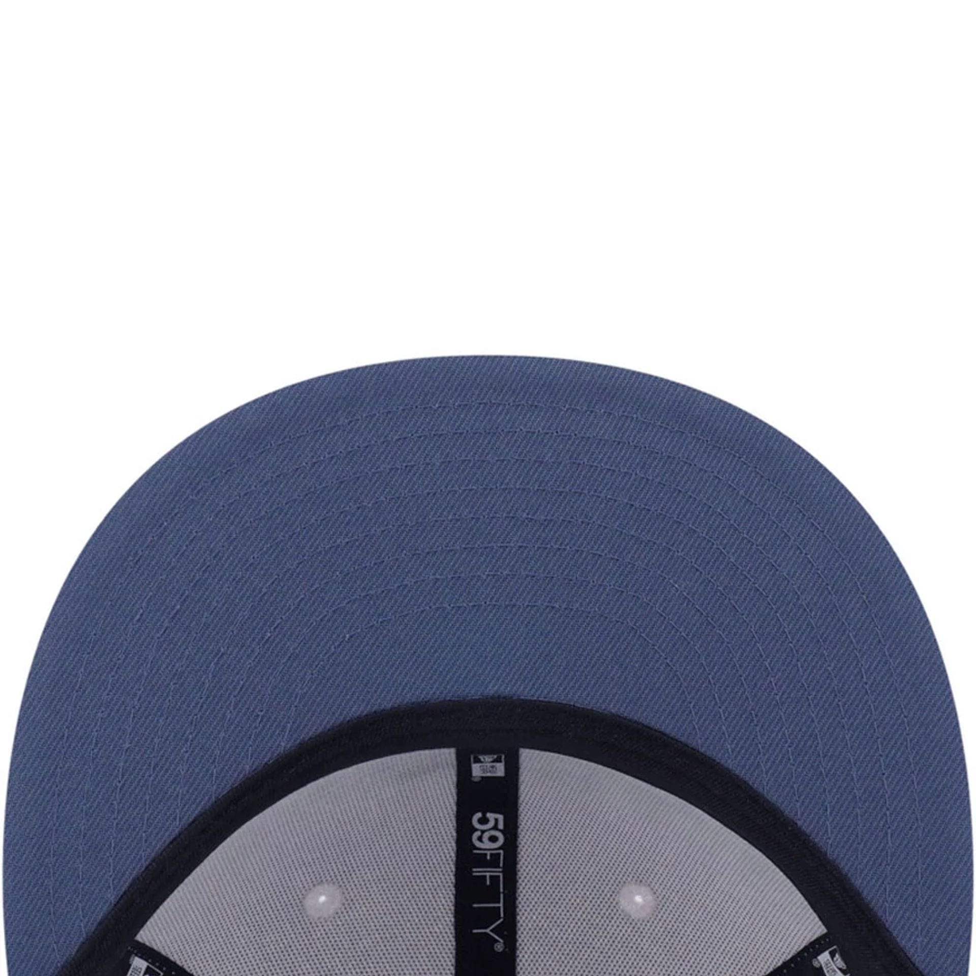 Pictured is this MLB Forest LA Dodgers 59FIFTY Fitted cap in dark blue. 5