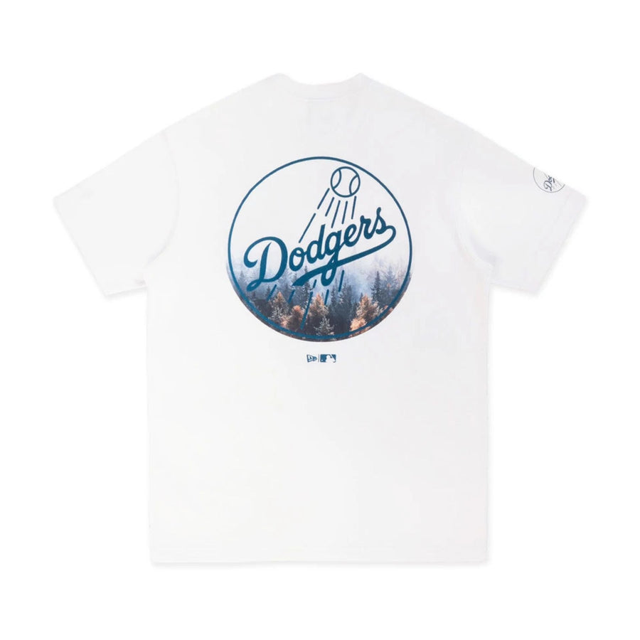 The model is wearing this MLB Forest Pack LA Dodgers T-Shirt in white. 2