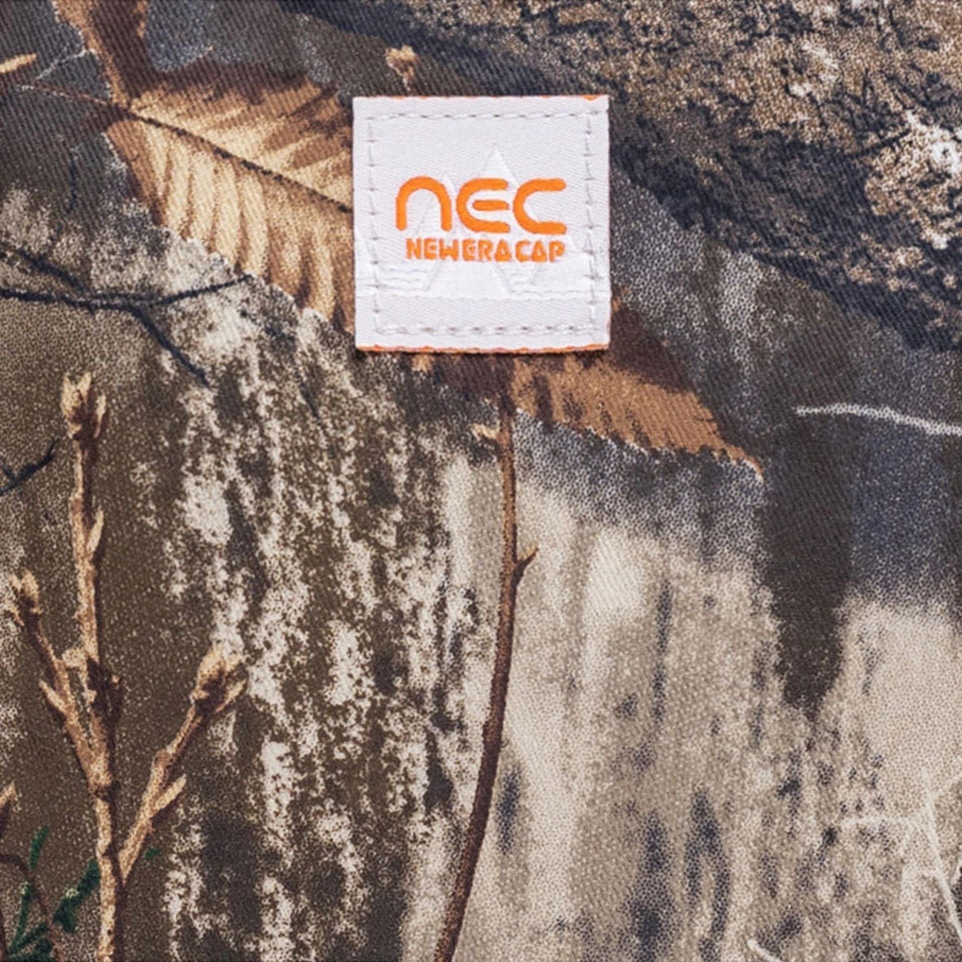 This is a New Era Earthy Skin Real Tree Edge Tote Bag 3