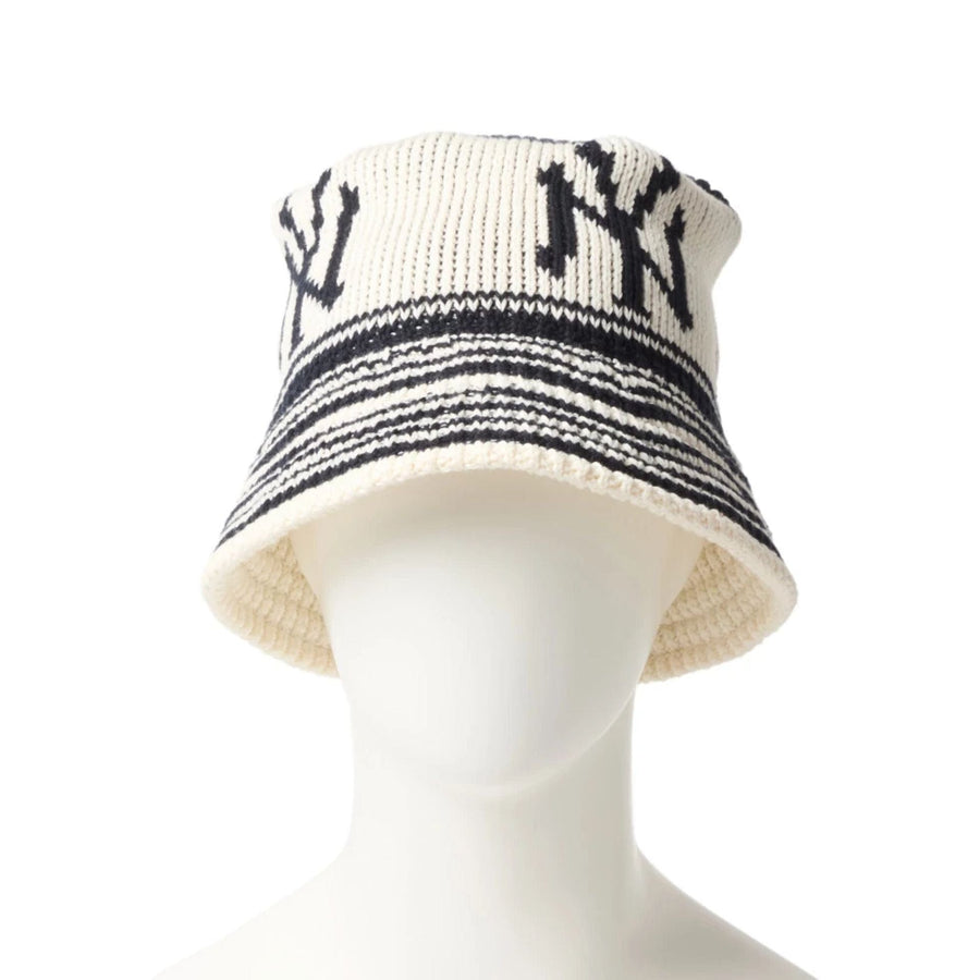 This is a New York Yankees MLB Knit Cream Bucket Hat 2