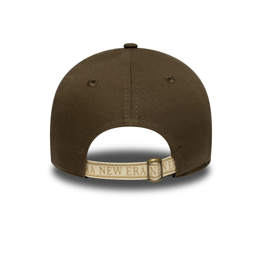 This is a New Era Spare Strap Moss Green 9TWENTY Adjustable Cap 4