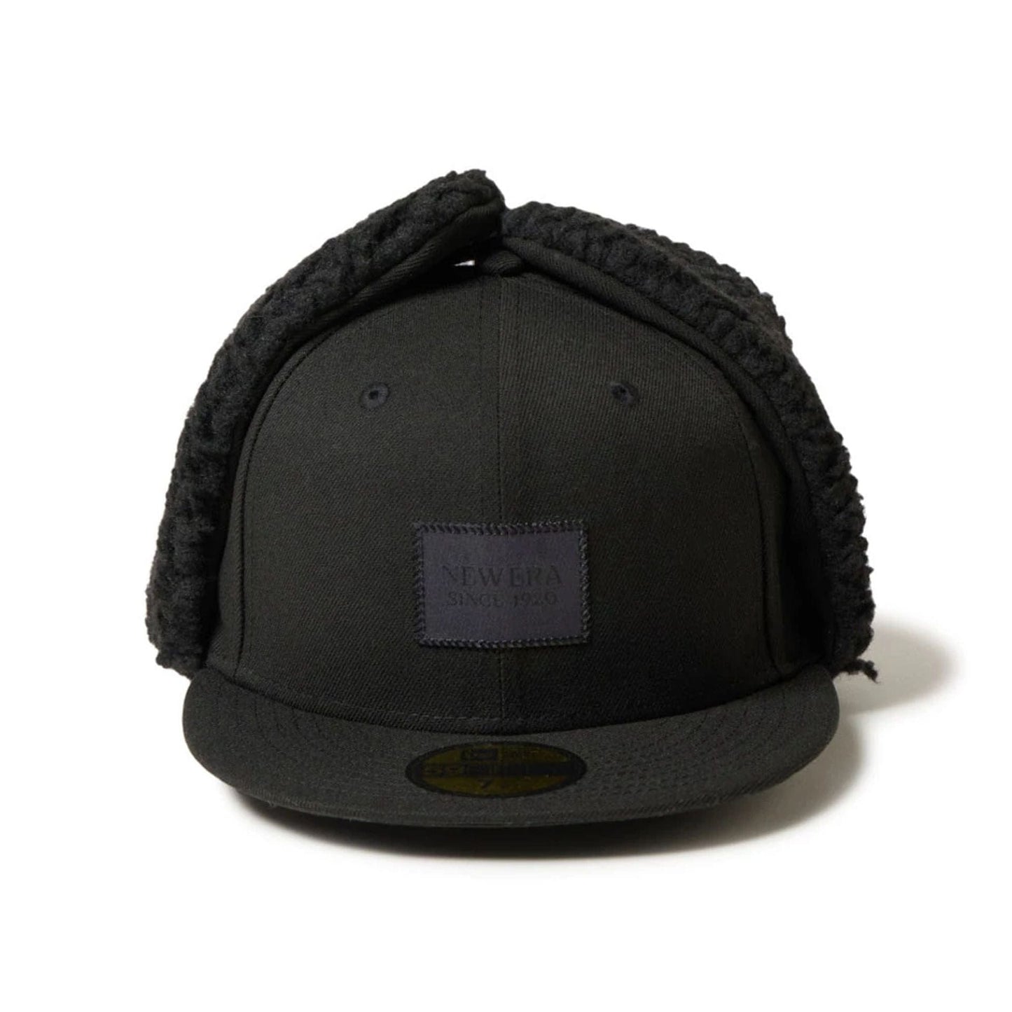 This is a New Era Patch Black Dogear 59FIFTY Fitted Cap 2