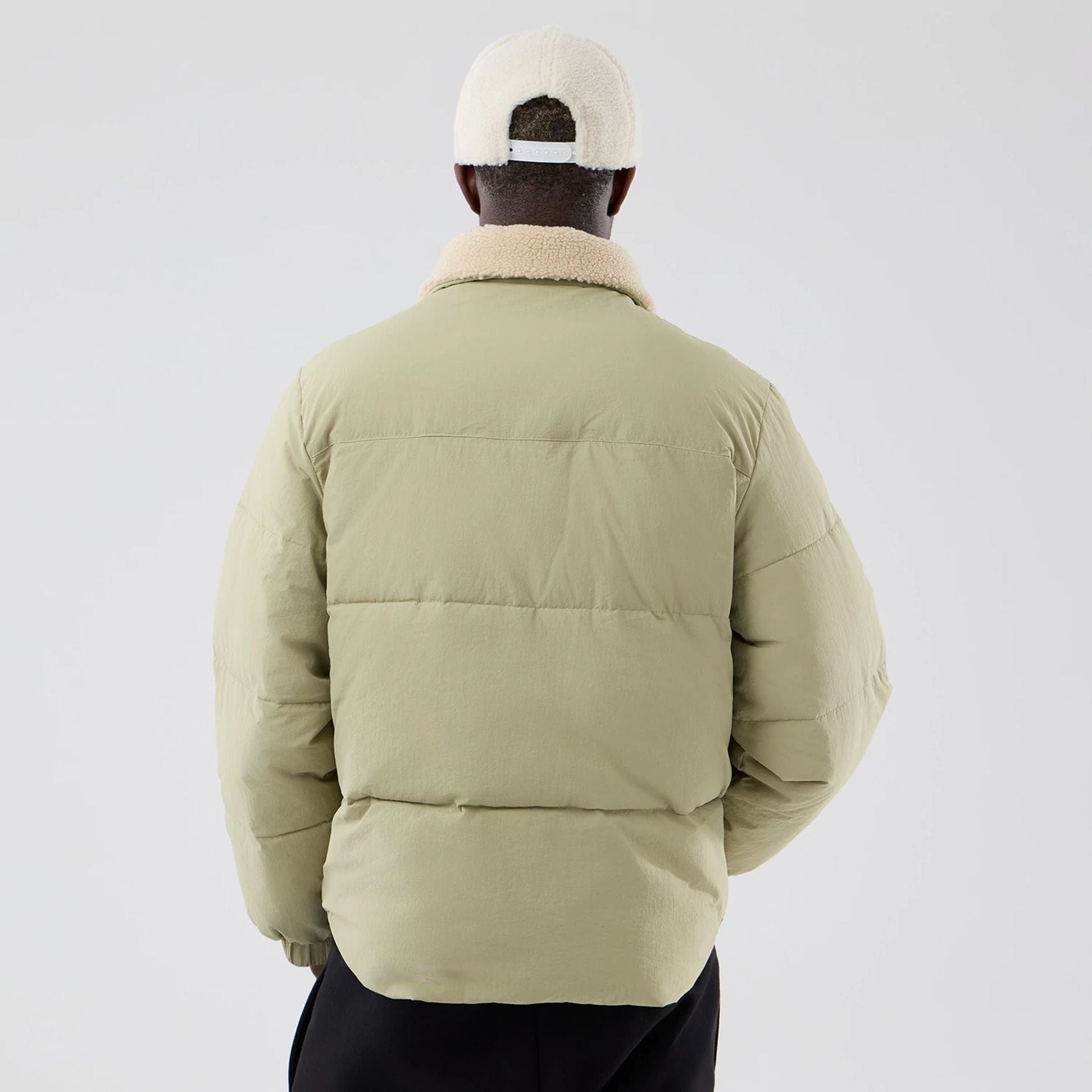 Sports Jackets & Coats | NEC EU