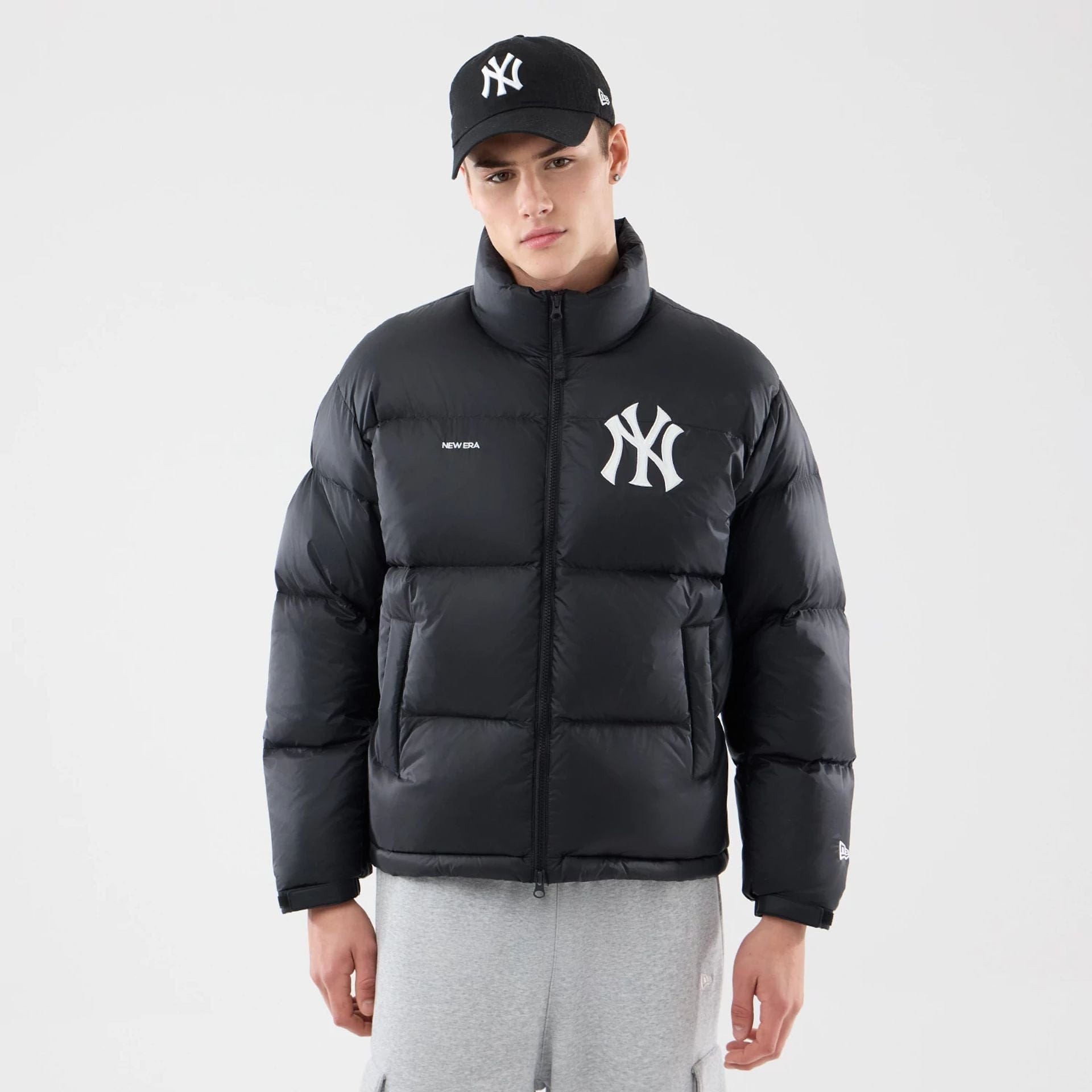 The Male model is wearing New York Yankees MLB Black Puffer Down Jacket  1