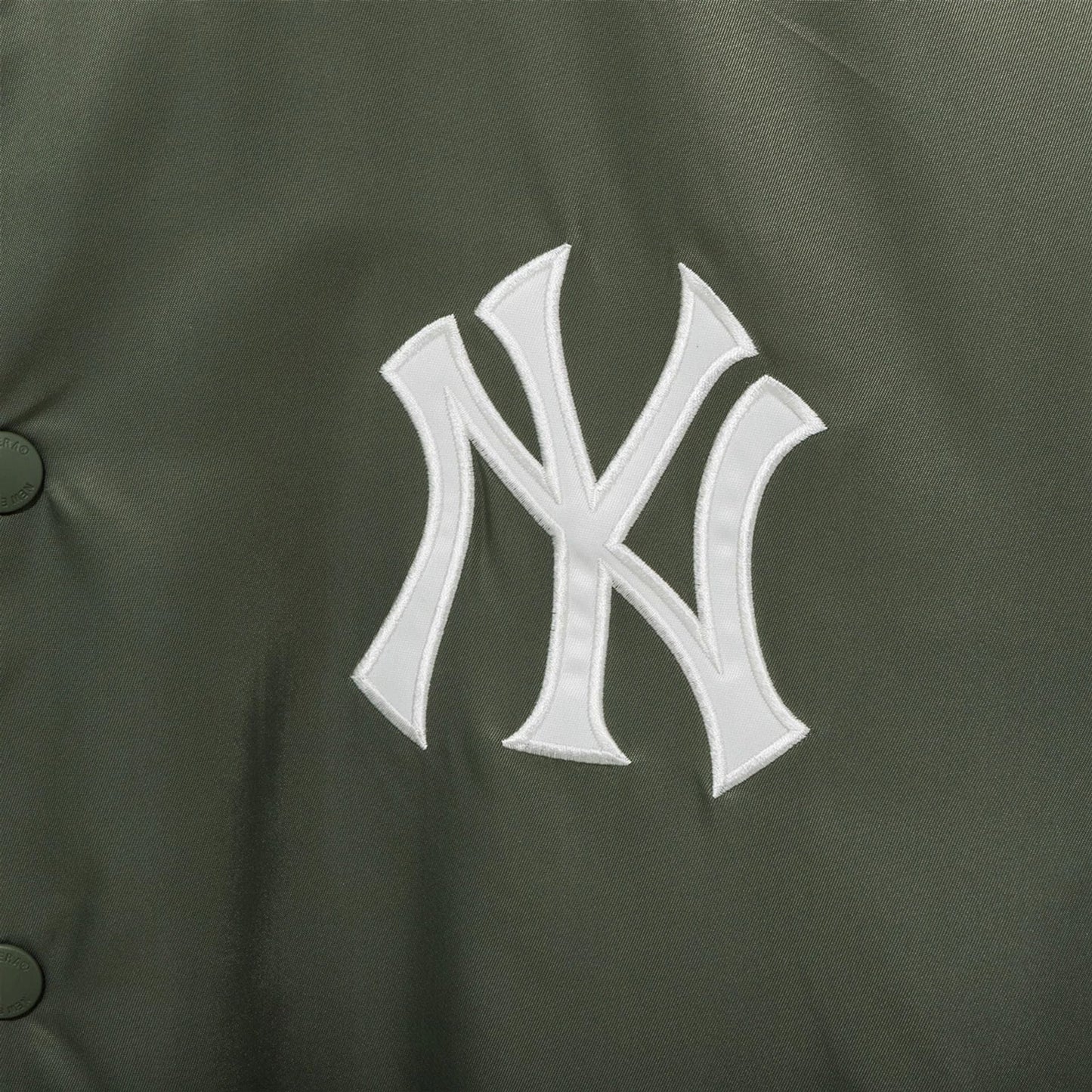 The Male model is wearing New York Yankees MLB Green Stadium Jacket  11