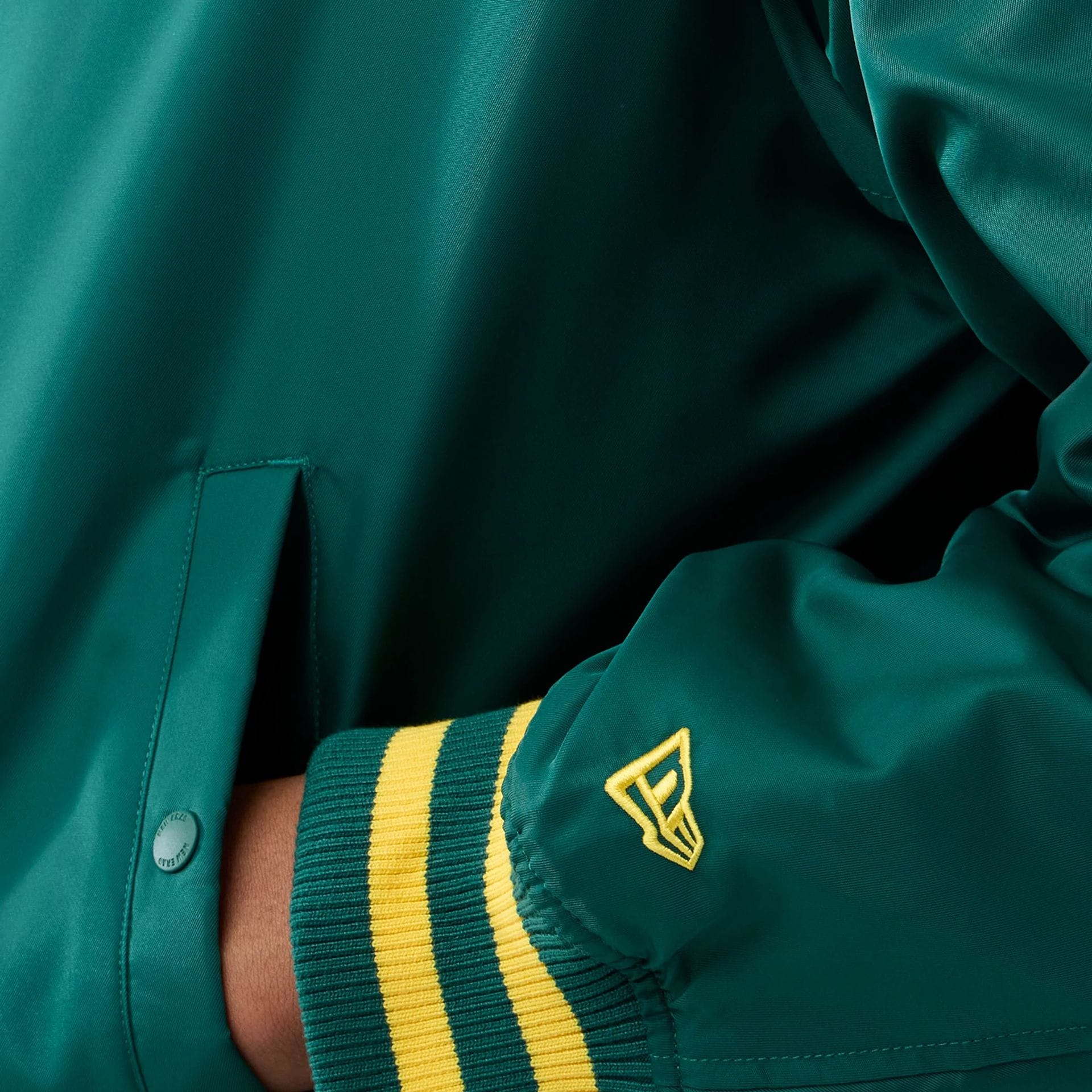 MLB Authentic Oakland Athletics Green Stadium Jacket | NEC EU
