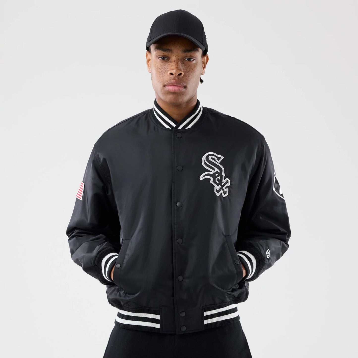 The Male model is wearing Chicago White Sox MLB Authentic Black Stadium Jacket  1