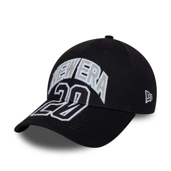 Pictured is this New Era Street Script Archived New Era Heritage 1920 9FORTY cap in black. 1
