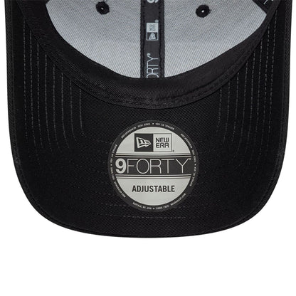 Pictured is this New Era Street Archived New Era Heritage 1920 9FORTY cap in black. 7