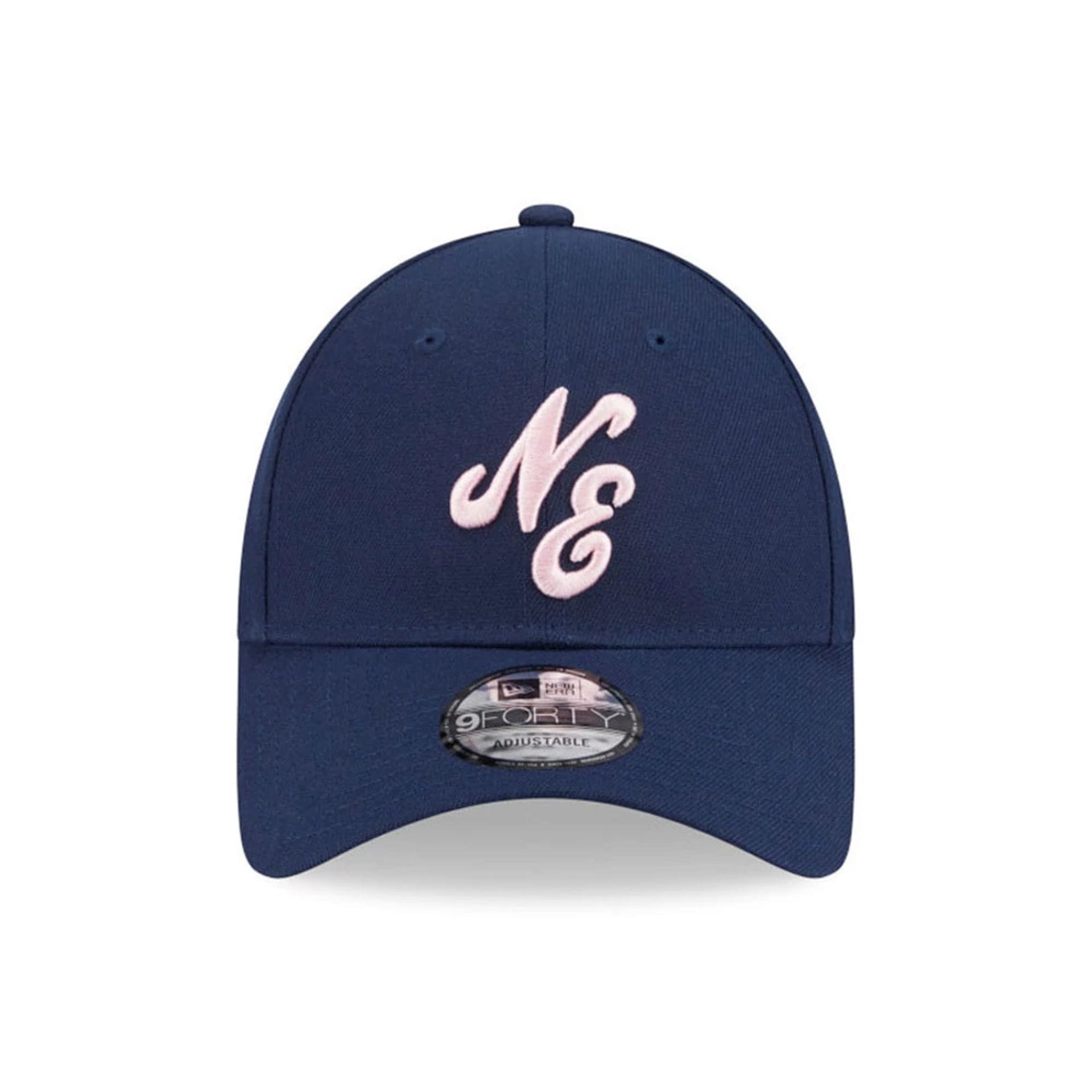Pictured is this New Era Sakura 9FORTY cap in dark blue. 3