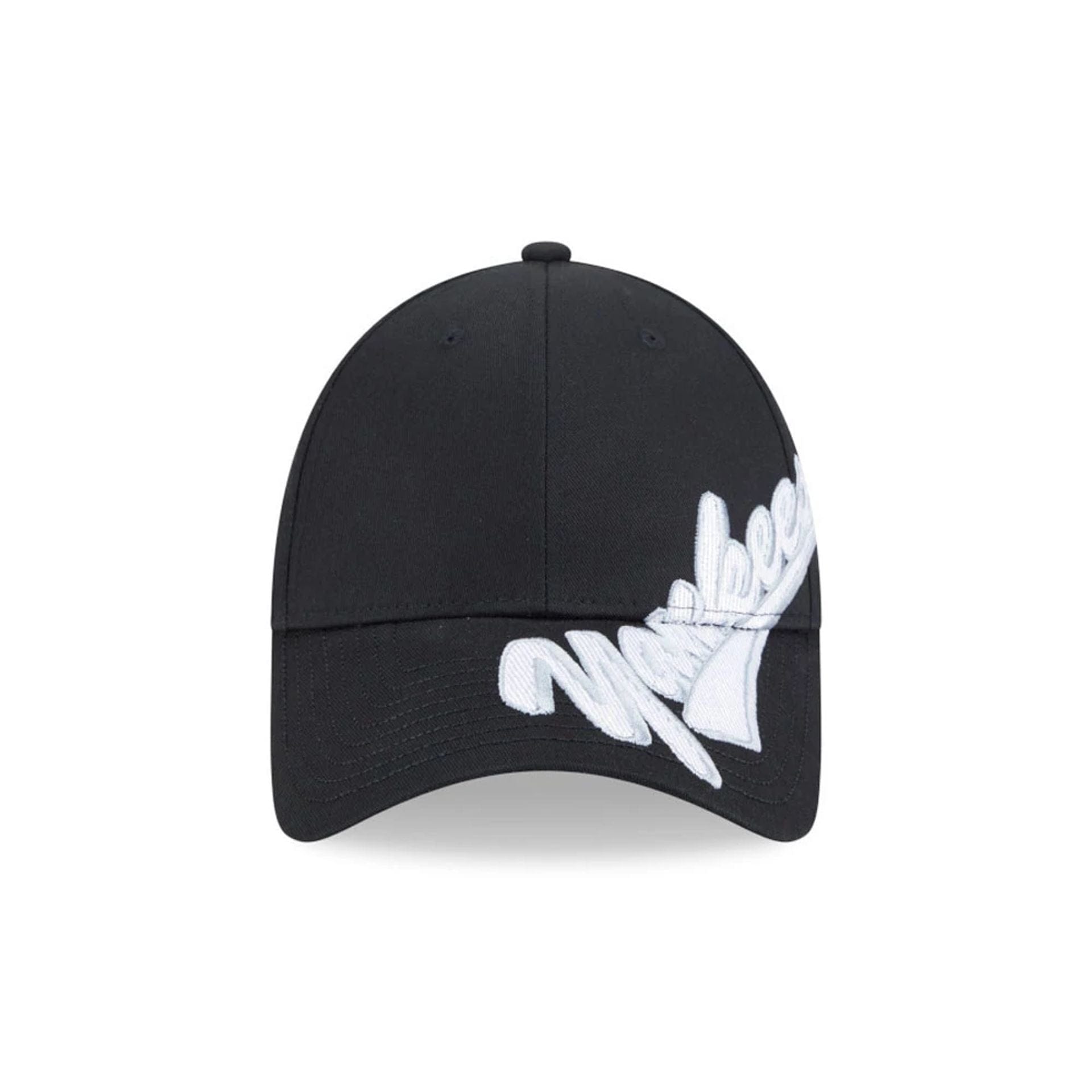 Pictured is this MLB Mix League New York Yankees 9FORTY cap in black. 2