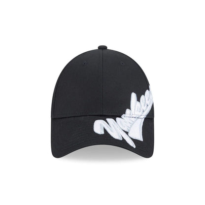 Pictured is this MLB Mix League New York Yankees 9FORTY cap in black. 2