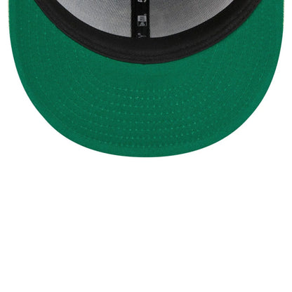 Pictured is this MLB Stripes San Francisco Giants 59FIFTY Fitted cap in dark grey. 2