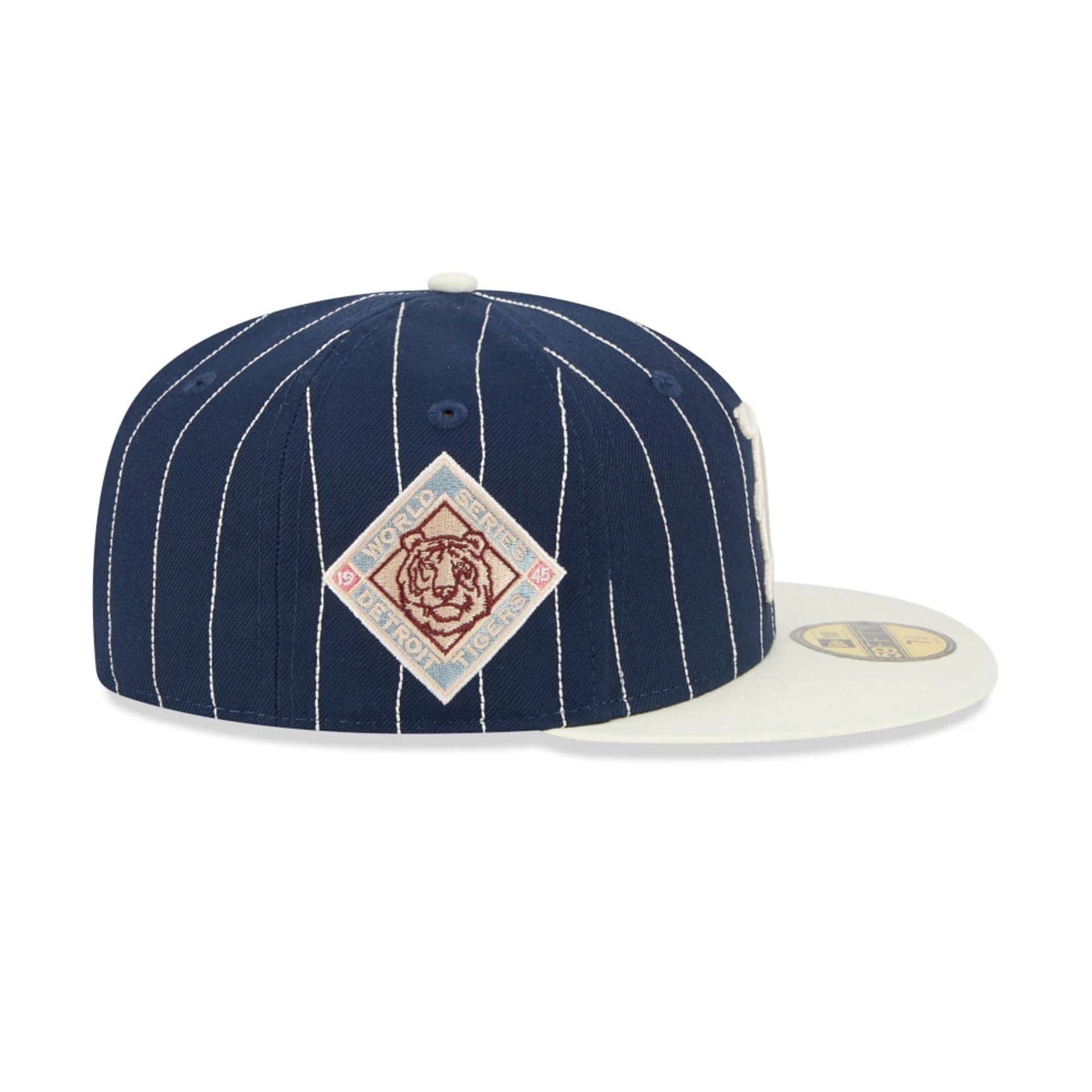 Pictured is this MLB Stripes Detroit Tigers 59FIFTY Fitted cap in dark blue. 5