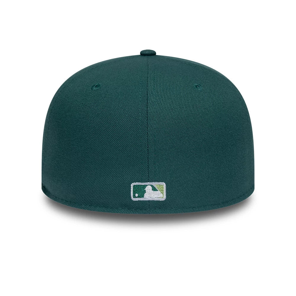 Pictured is this MLB Garden San Francisco Giants 59FIFTY Fitted cap in dark green. 6