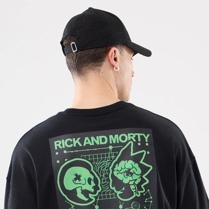 The model is wearing this Rick And Morty X-Ray T-Shirt in black. 4
