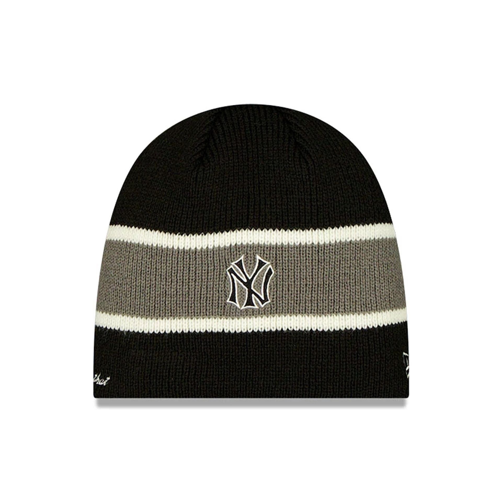 Pictured is this Thisisneverthat X MLB New York Yankees Beanie hat in black. 1