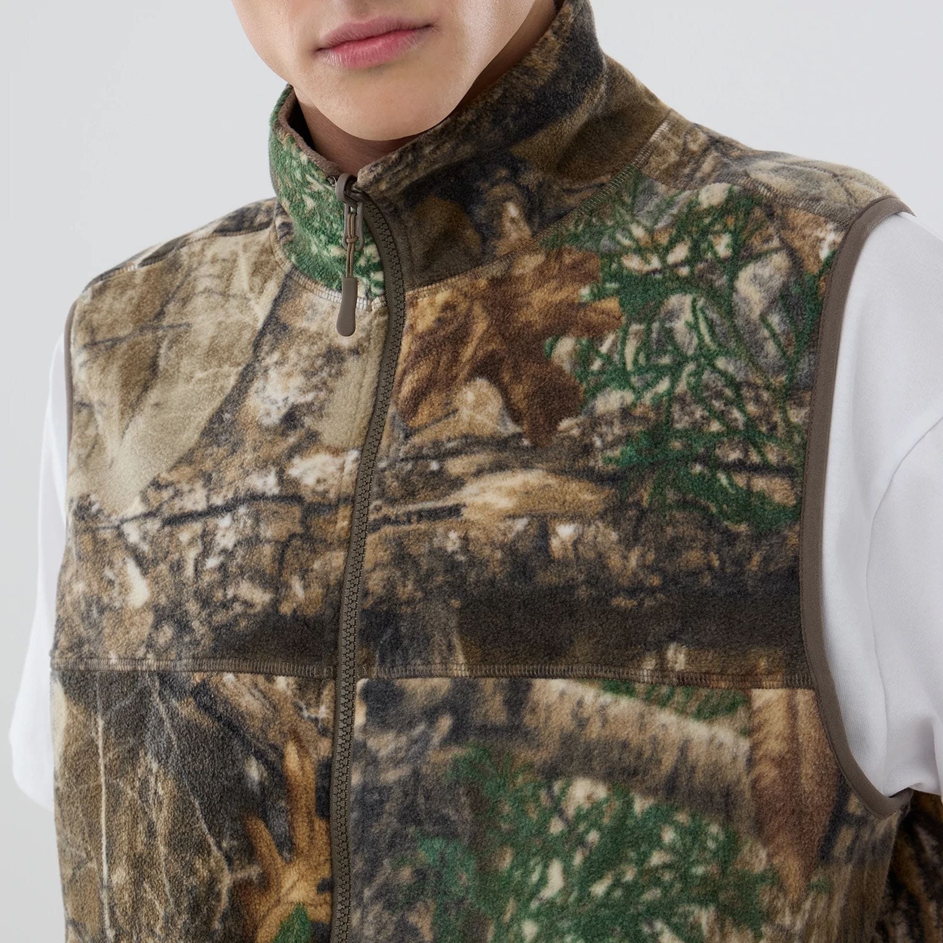 Thisisneverthat X New Era Revolution Fleece Real Tree Vest | NEC EU