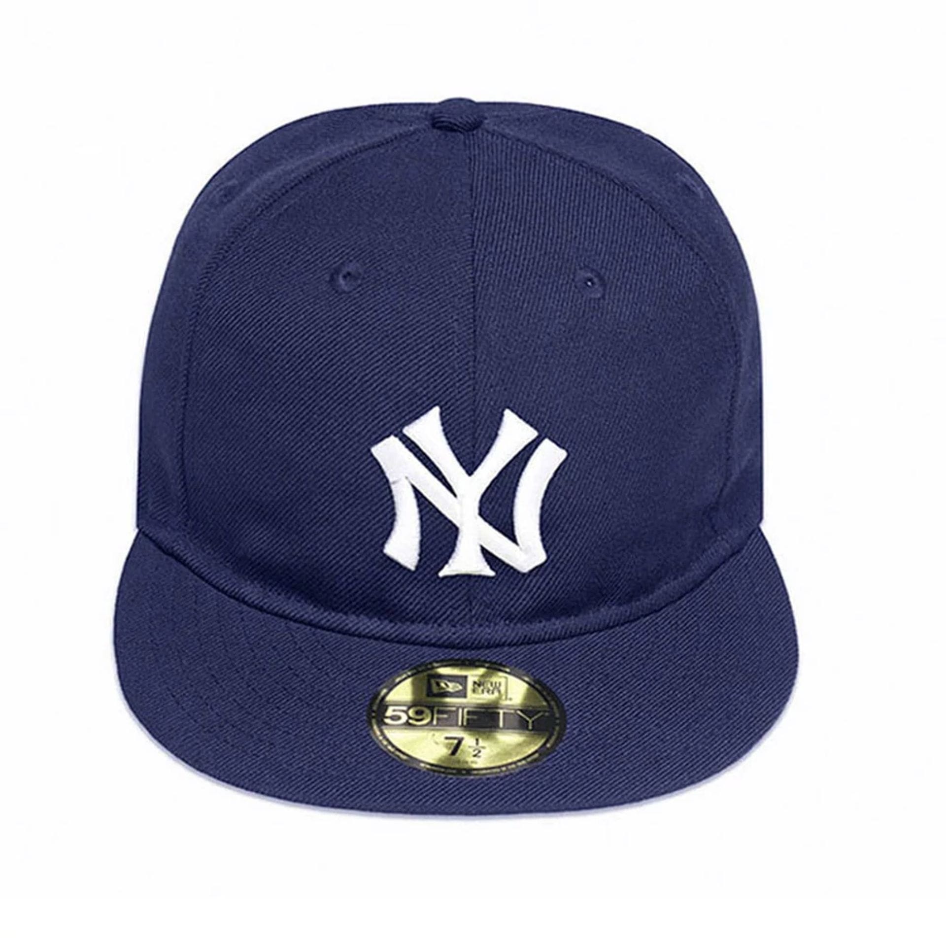 Pictured is this MLB Reserve New York Yankees 59FIFTY Fitted cap in dark blue. 3