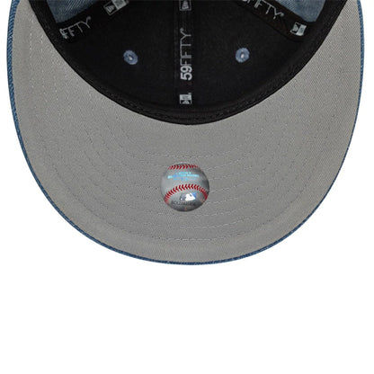 Pictured is this MLB Chain Stitch Washed Denim LA Dodgers 59FIFTY Fitted cap in navy. 2