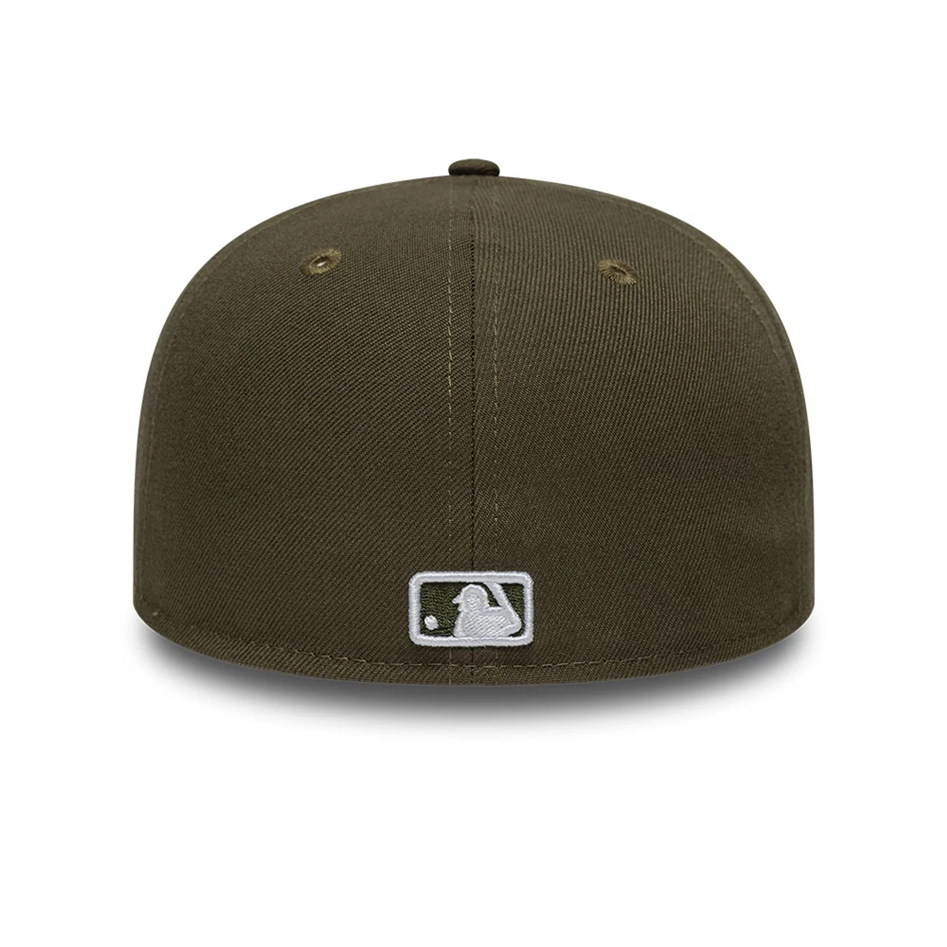 Pictured is this MLB College Varsity Seattle Mariners Low Profile 59FIFTY Fitted cap in dark green. 7