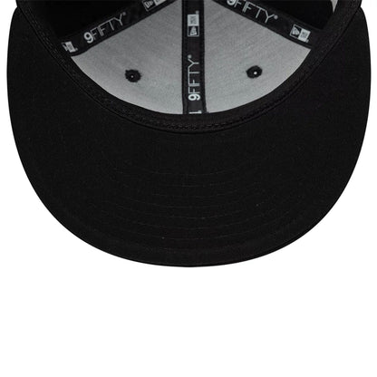 Pictured is this New Era Essential Tagging 9FIFTY Snapback cap in black. 7