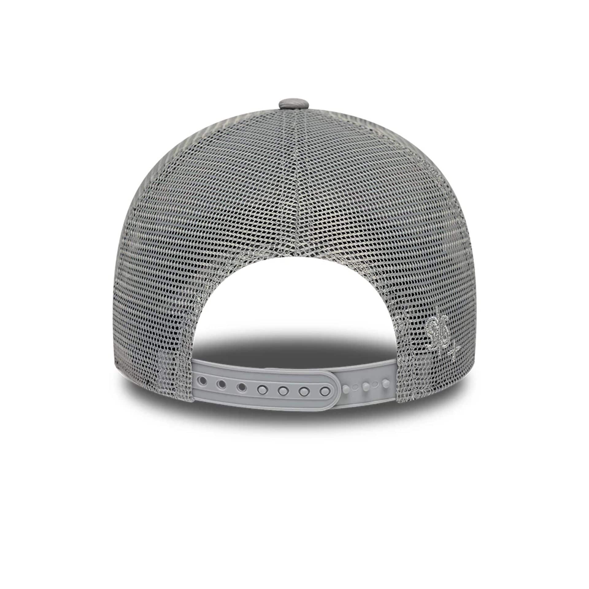 Pictured is this New Era Paisley Emblem 9FORTY A-Frame Trucker cap in grey. 6