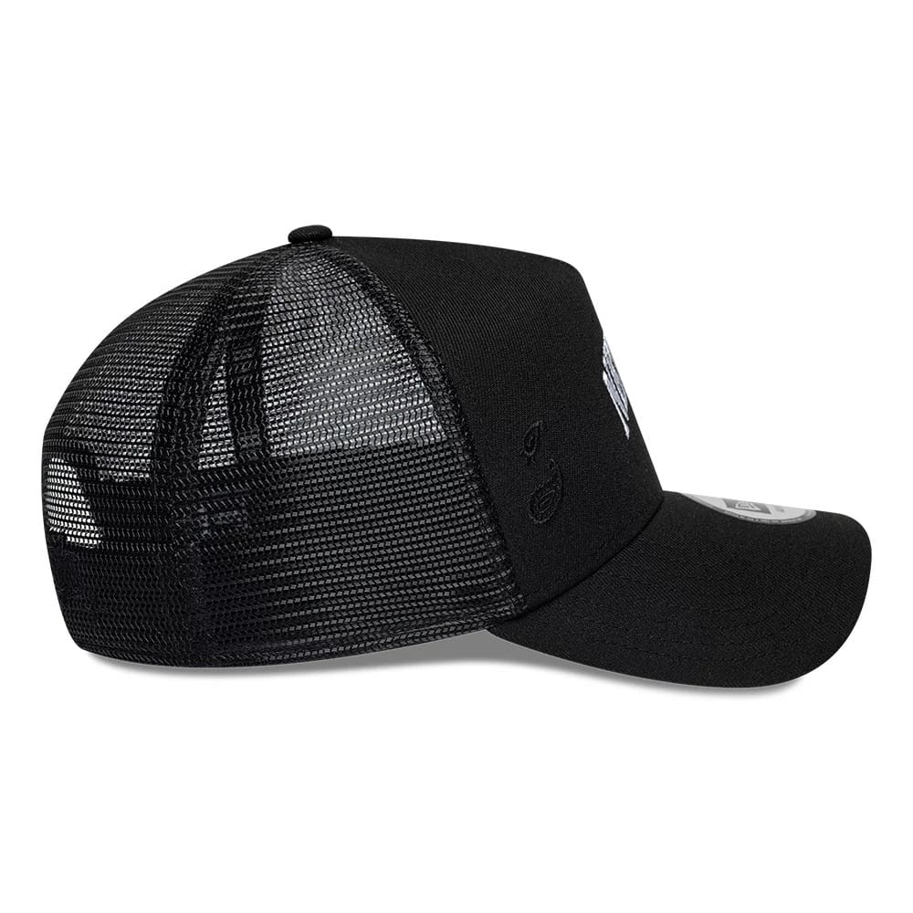 Pictured is this New Era Paisley Emblem 9FORTY A-Frame Trucker cap in black. 5