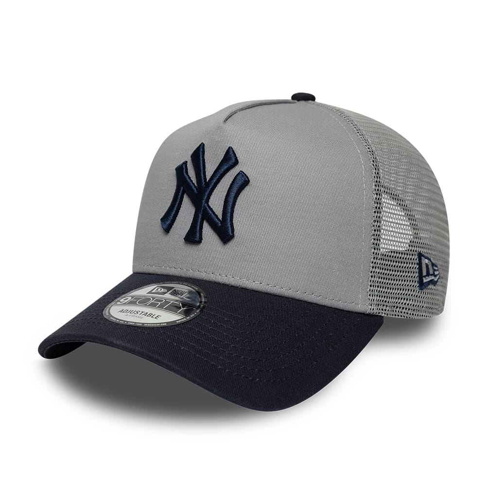 Pictured is this MLB Patch New York Yankees 9FORTY A-Frame Trucker cap in grey. 3