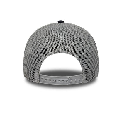 Pictured is this MLB Patch New York Yankees 9FORTY A-Frame Trucker cap in grey & navy. 6