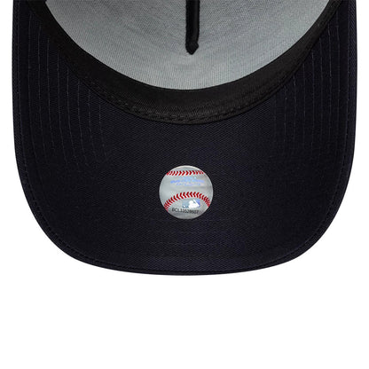 Pictured is this MLB Mesh New York Yankees 9FORTY A-Frame Trucker cap in navy. 5