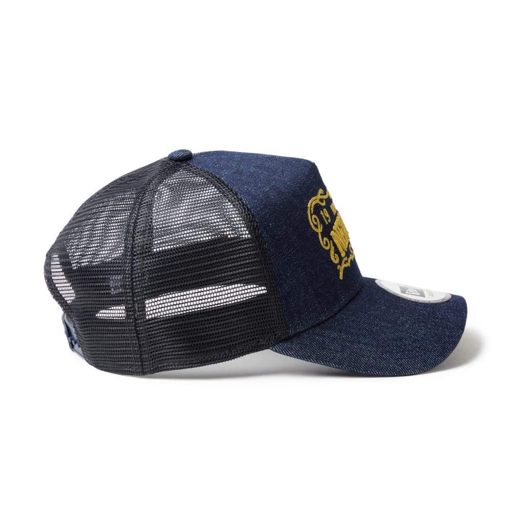 Pictured is this New Era Frame Logo 9FORTY A-Frame Trucker cap in navy. 5