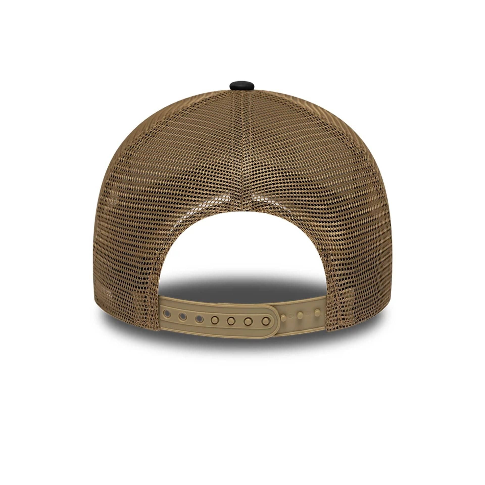 Pictured is this New Era Collegiate 9FORTY A-Frame Trucker cap in Beige. 6