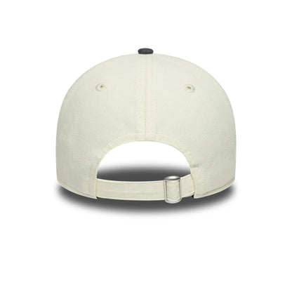 Pictured is this New Era State Of New York 9TWENTY cap in white. 4