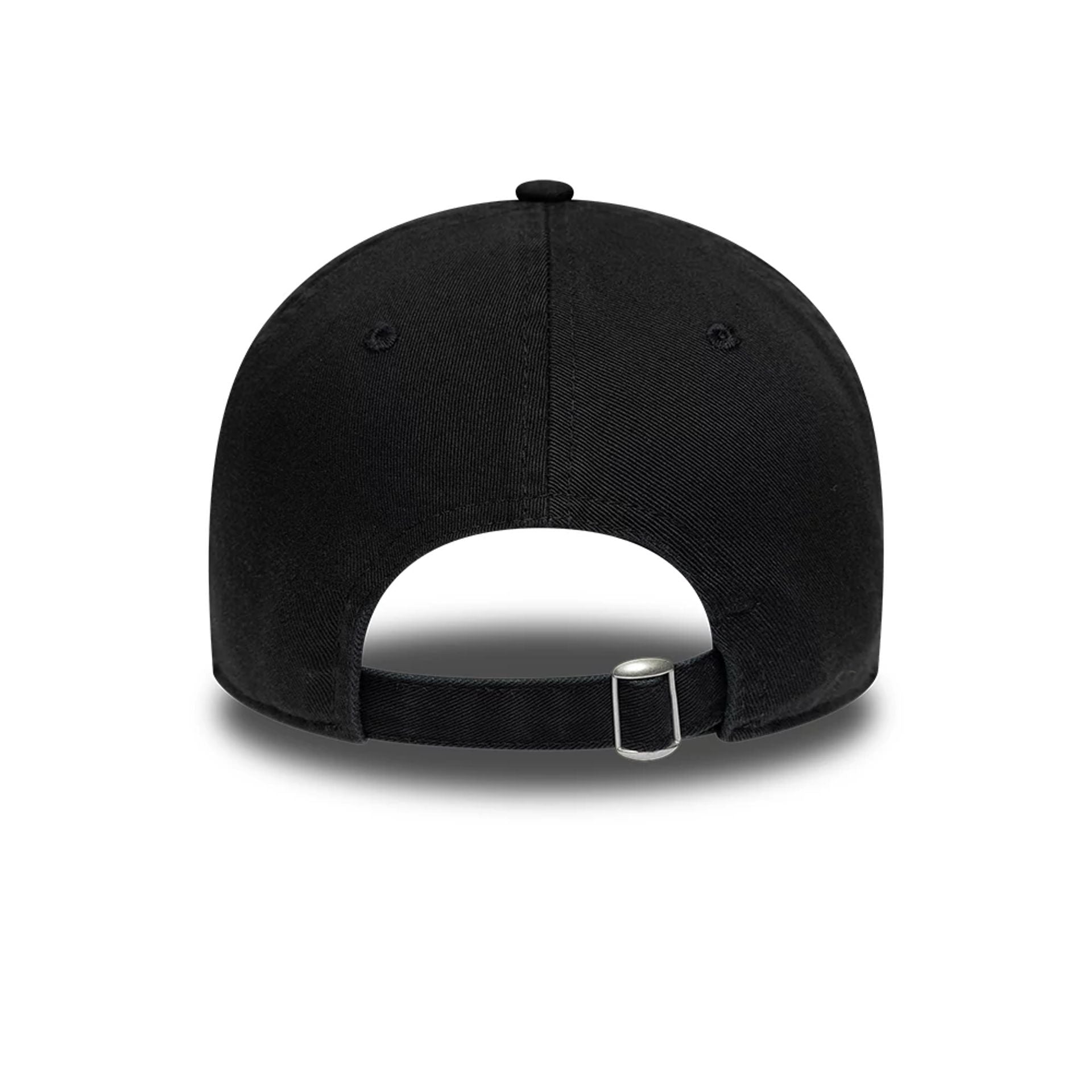 Pictured is this Hajime Sorayama X New Era 9TWENTY cap in black. 6