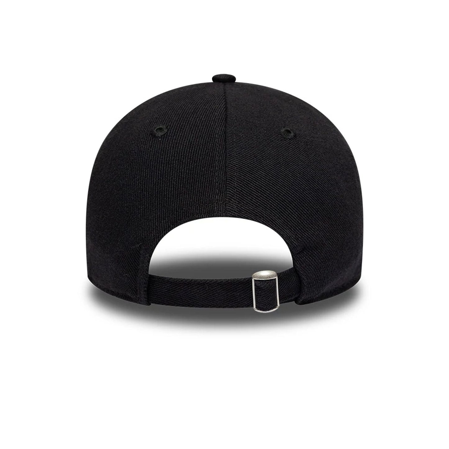 Pictured is this MLB Distressed New York Yankees 9TWENTY cap in black. 4