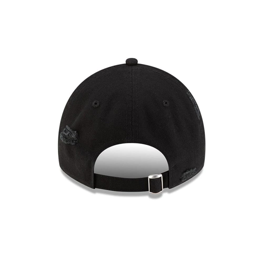 Pictured is this MLB Visor Logo LA Dodgers 9TWENTY Adjustable cap in black. 6