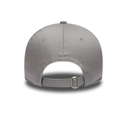 Pictured is this MLB Sakura Nagashi LA Dodgers 9TWENTY cap in grey. 5