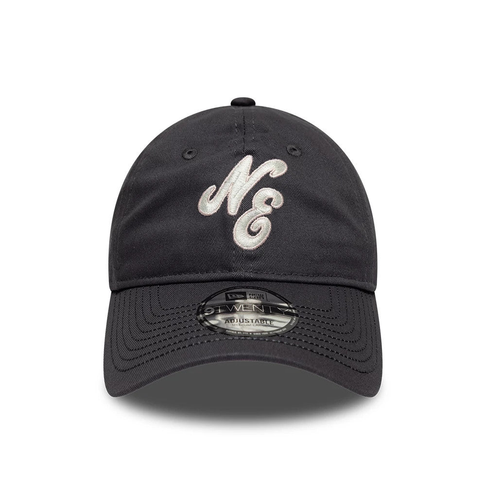 Pictured is this New Era Sakura Nagashi 9TWENTY cap in dark grey. 3