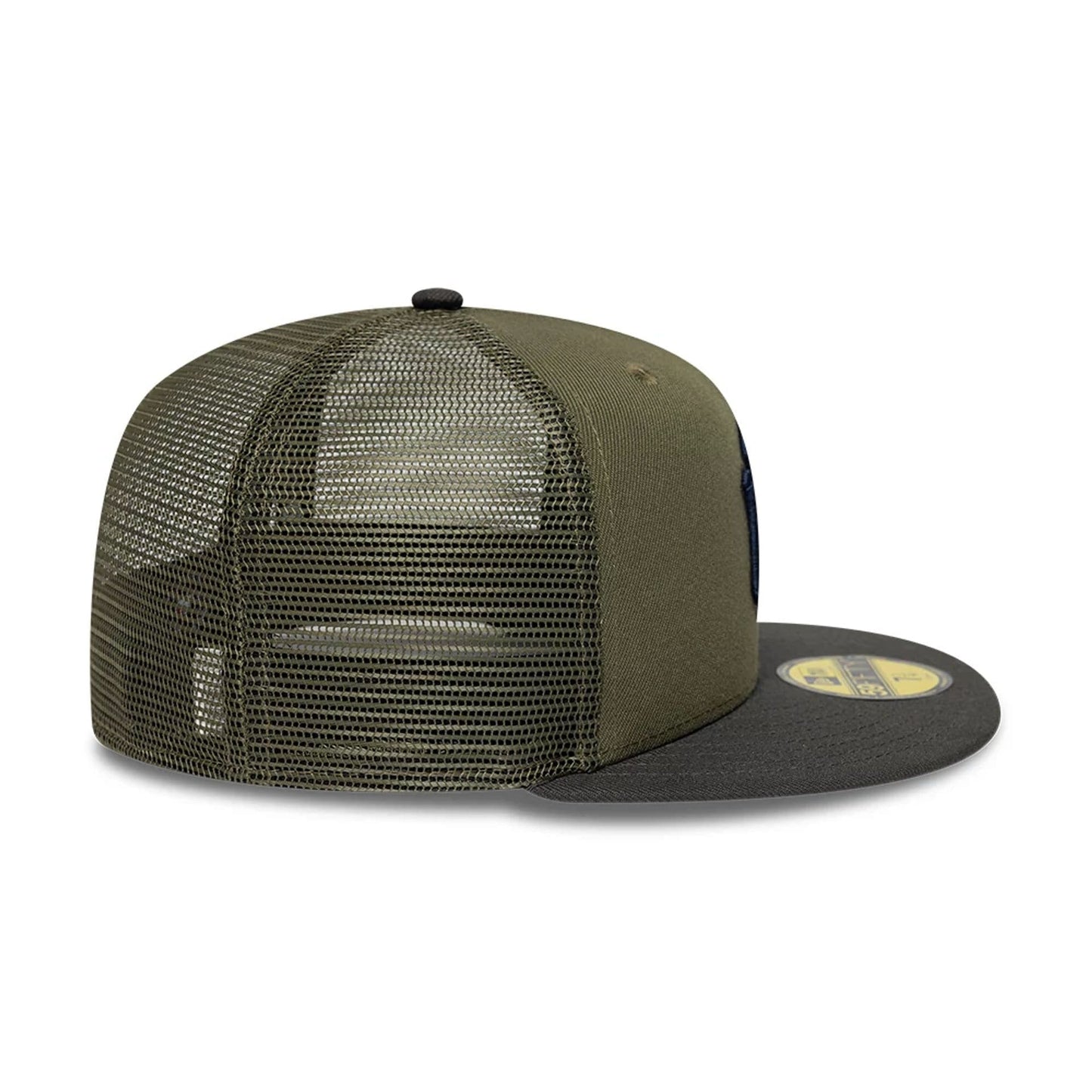 Pictured is this MLB Hydrangea New York Yankees 59FIFTY Fitted cap in green. 7